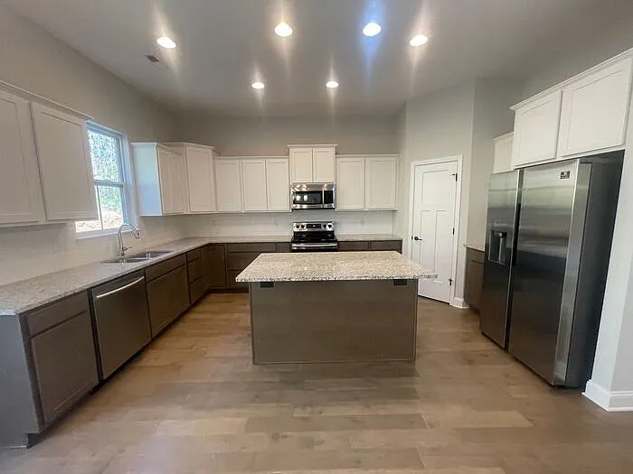 3262 Denver Ln — Photo 7