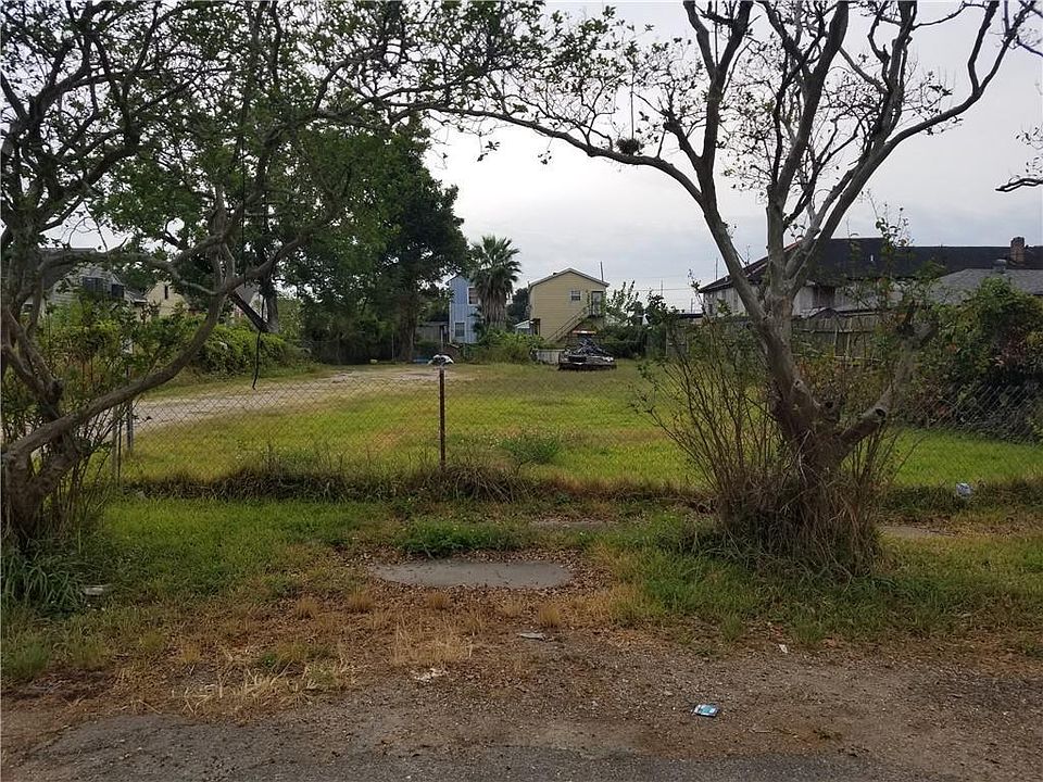 2nd image of 3329 Gen Ogden St