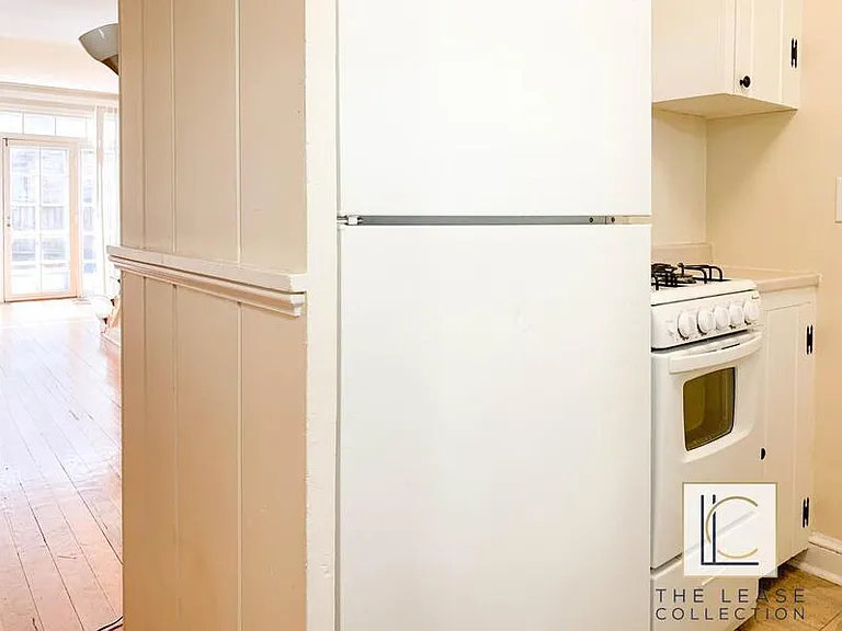 11 Snows Ct NW — Photo 32