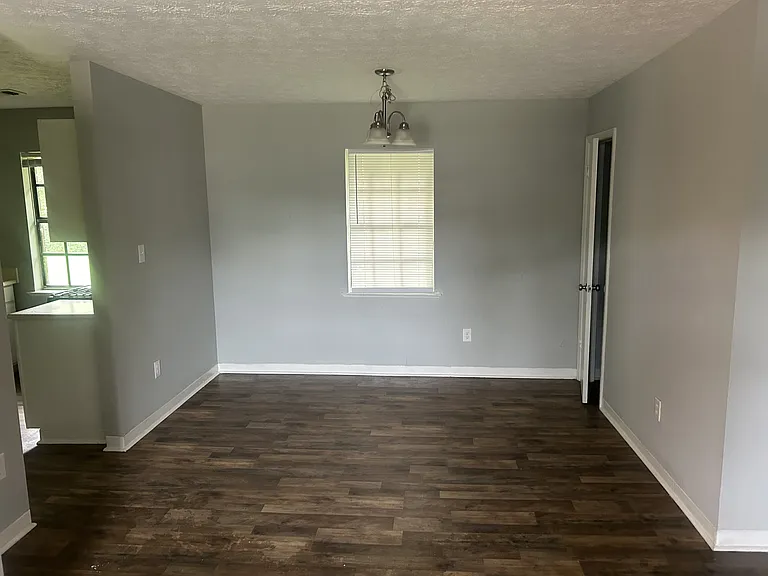821 W Edgemont Ave #1 — Photo 4
