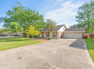 601 Yvette Marie Dr, Lafayette, LA 70508