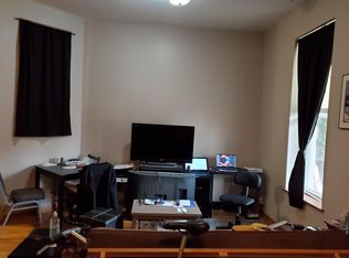 3845 N Kenmore Ave #2B, Chicago, IL 60613