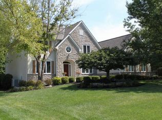 6573 Oasis Dr, Loveland, OH 45140