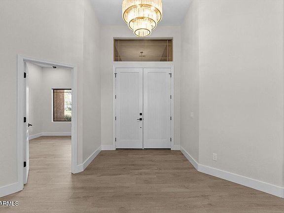 4th image of 4945 E DESERT VISTA Trail