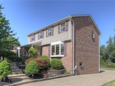218 Westminster Dr, Coraopolis, PA, 15108