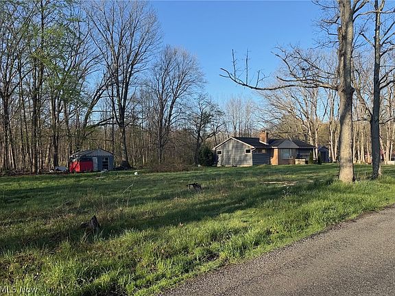 3rd image of 8466 Whipporwill Rd