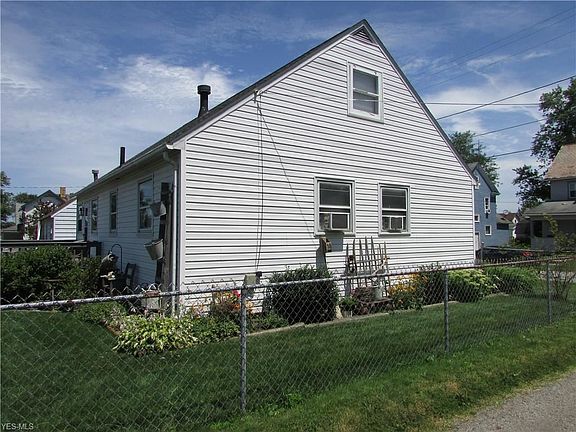 4th image of 409 McGill St