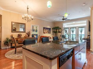 300 Saint Joseph Pkwy APT 222, Houston, TX 77002