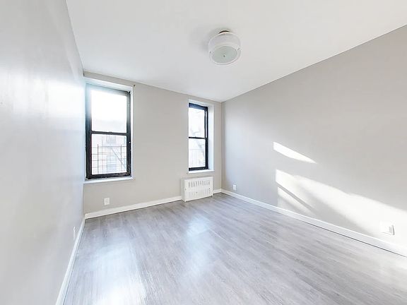 5th image of 1540 Sterling Pl #26