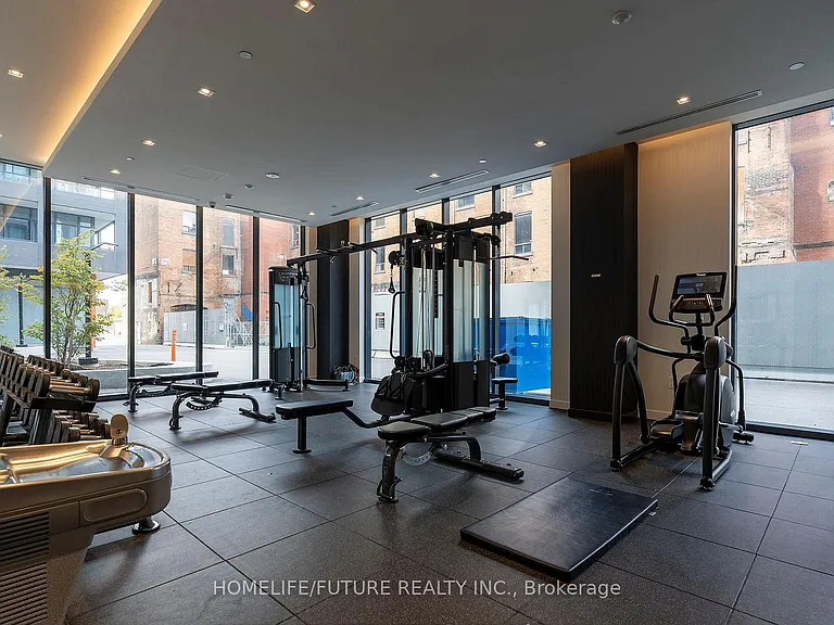 9 Tecumseth St #610 — Photo 37
