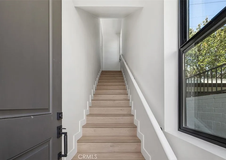 5061 1/2 Cartwright