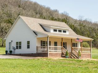 369 Wolf Hill Rd, Bethpage, TN 37022