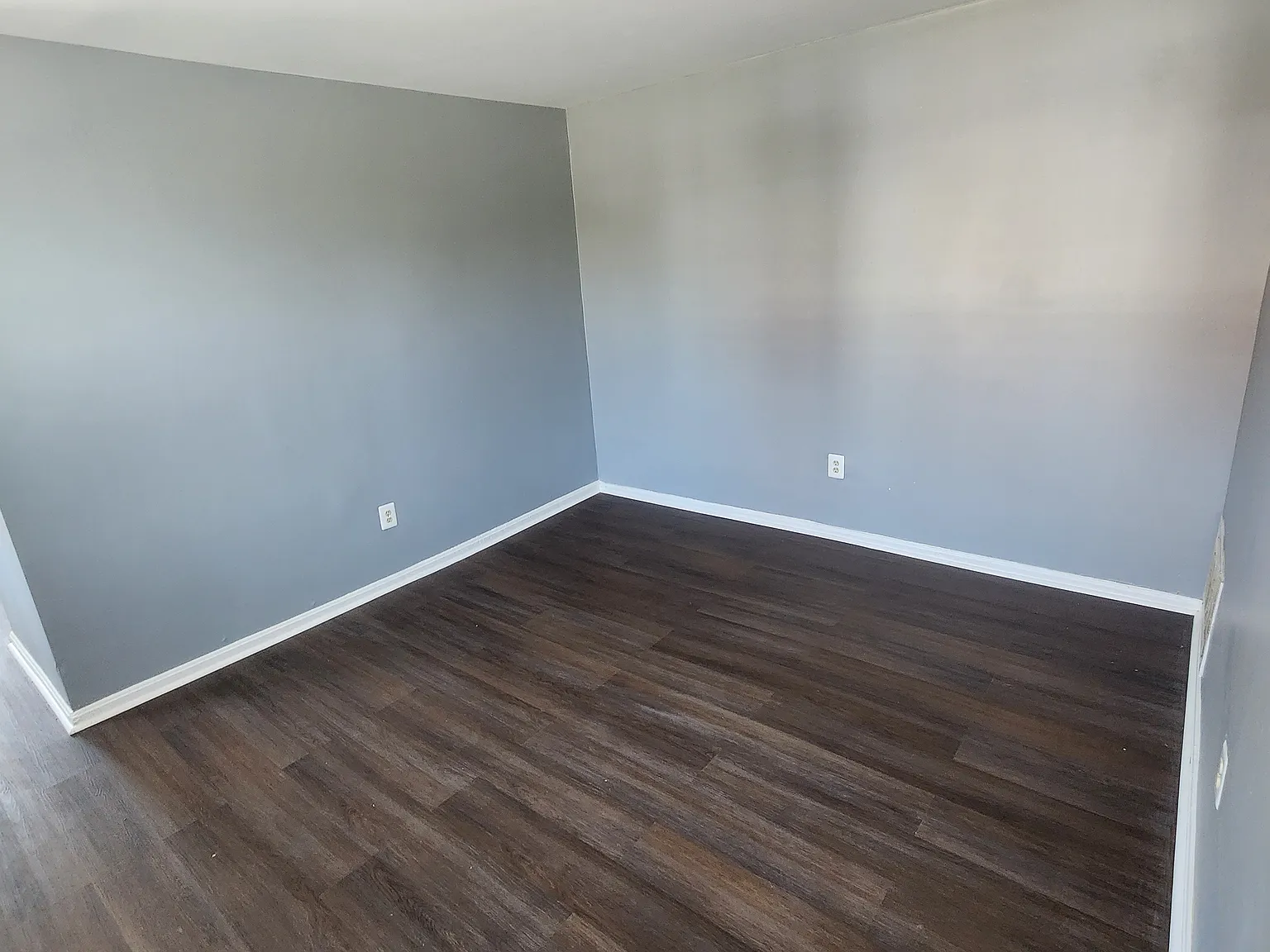 3659 Park Heights Ave — Photo 4