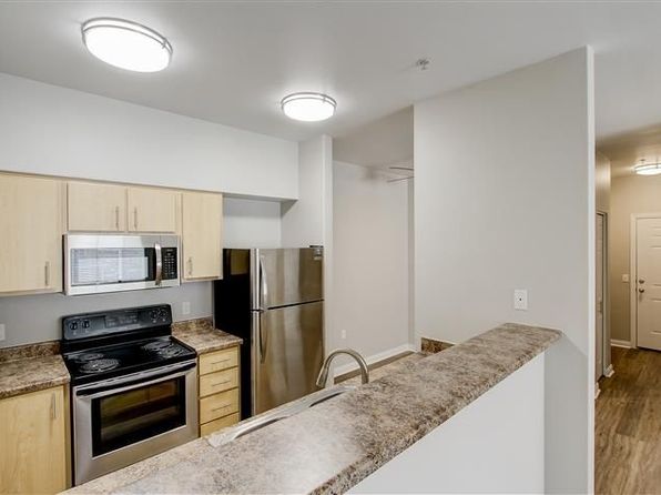 800 Yauger Way SW #204
