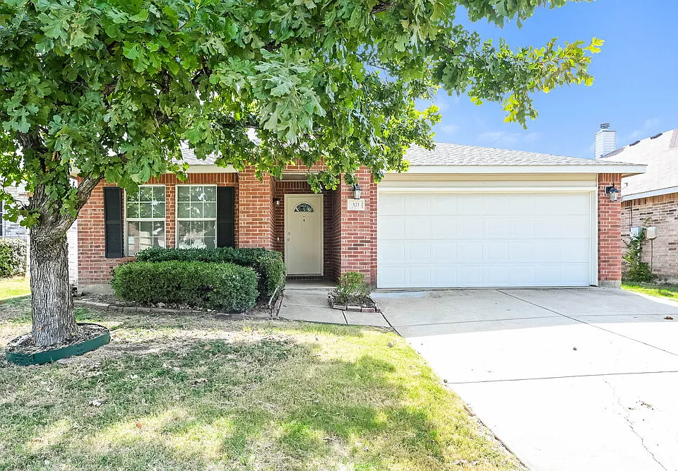 321 Silver Lake Trl