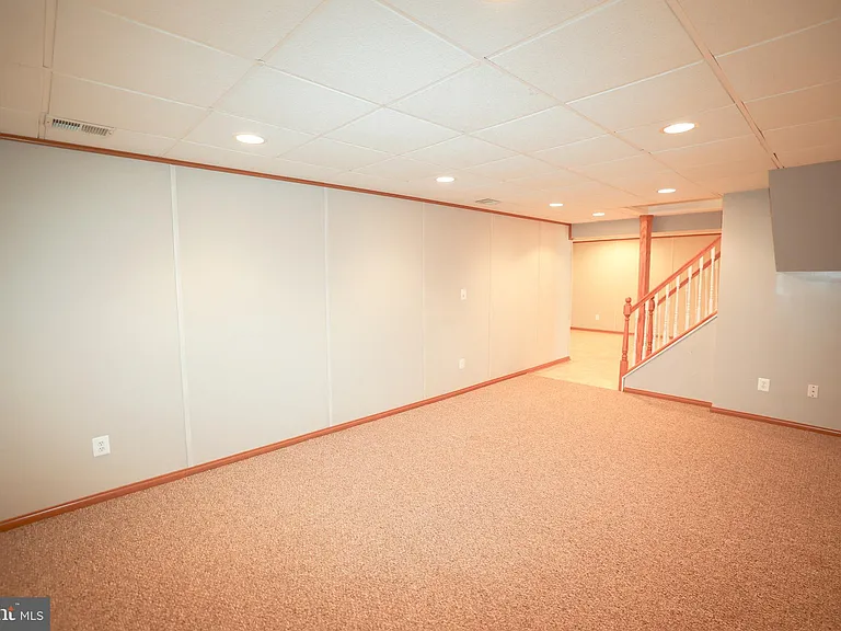 23891 Deep Hollow Ln — Photo 34