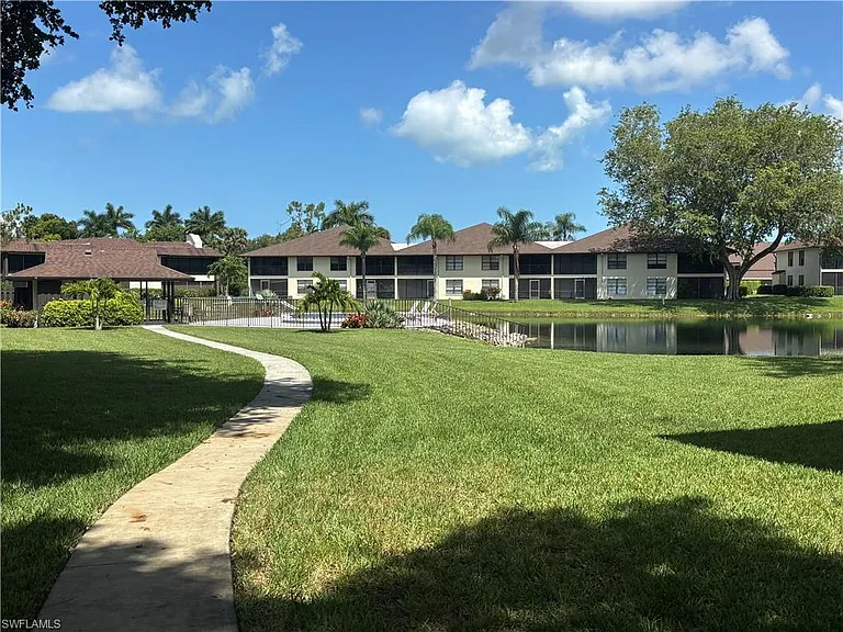 1600 Misty Pines Cir #206 — Photo 11