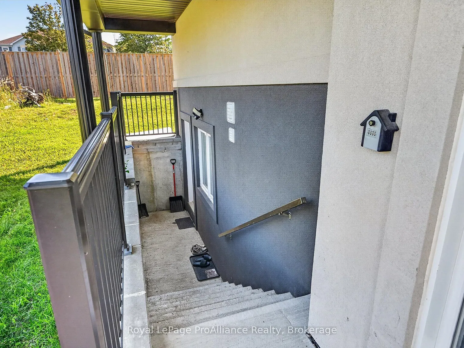 4 bed, $3,000 — Photo 4