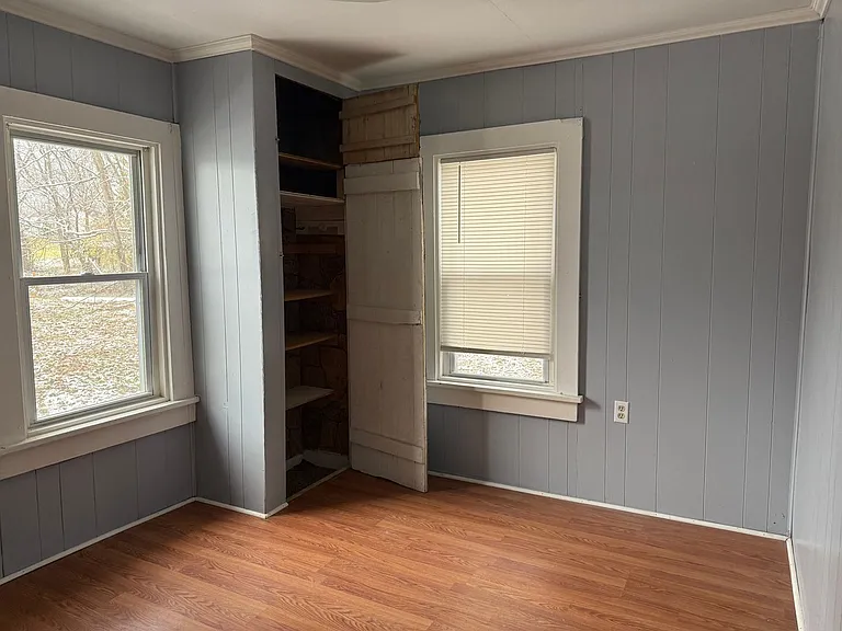277 E Main St — Photo 13