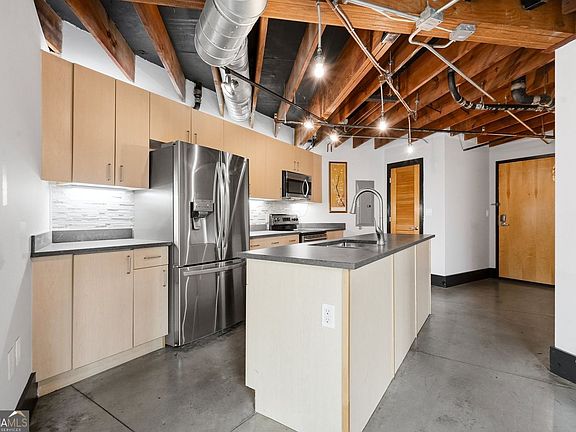 3rd image of 319 Atlanta St SE Unit 300
