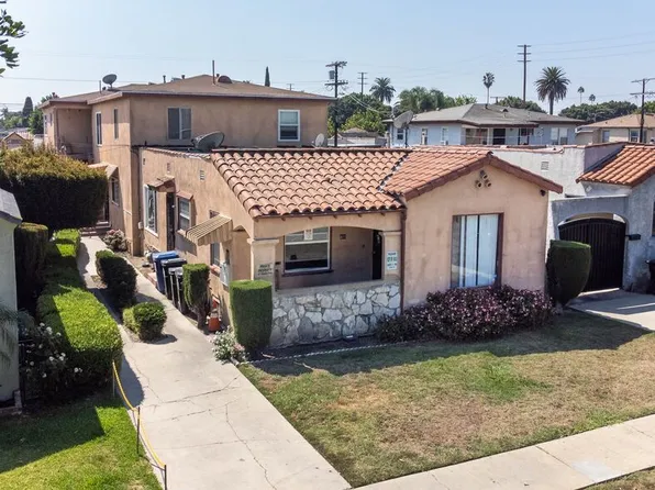 922 E 82nd St, Los Angeles, CA 90001