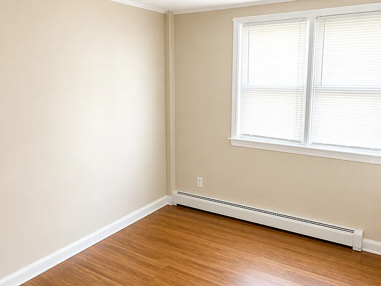 123 Watson Ave — Photo 5