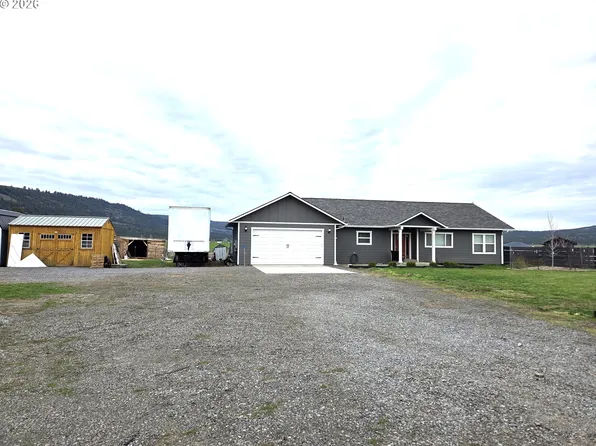 902 N 15th Ave, Elgin, OR 97827