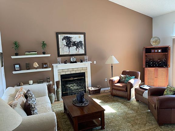 2nd image of 11 Foxhall Dr