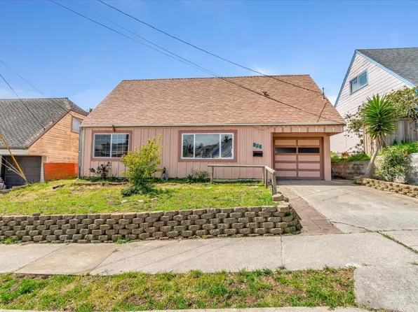 628 Lockhaven Dr, Pacifica, CA 94044