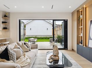 4868 Dumfries St, Vancouver, BC V5N3S3