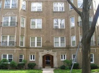 7048 N Washtenaw Ave APT 2, Chicago, IL