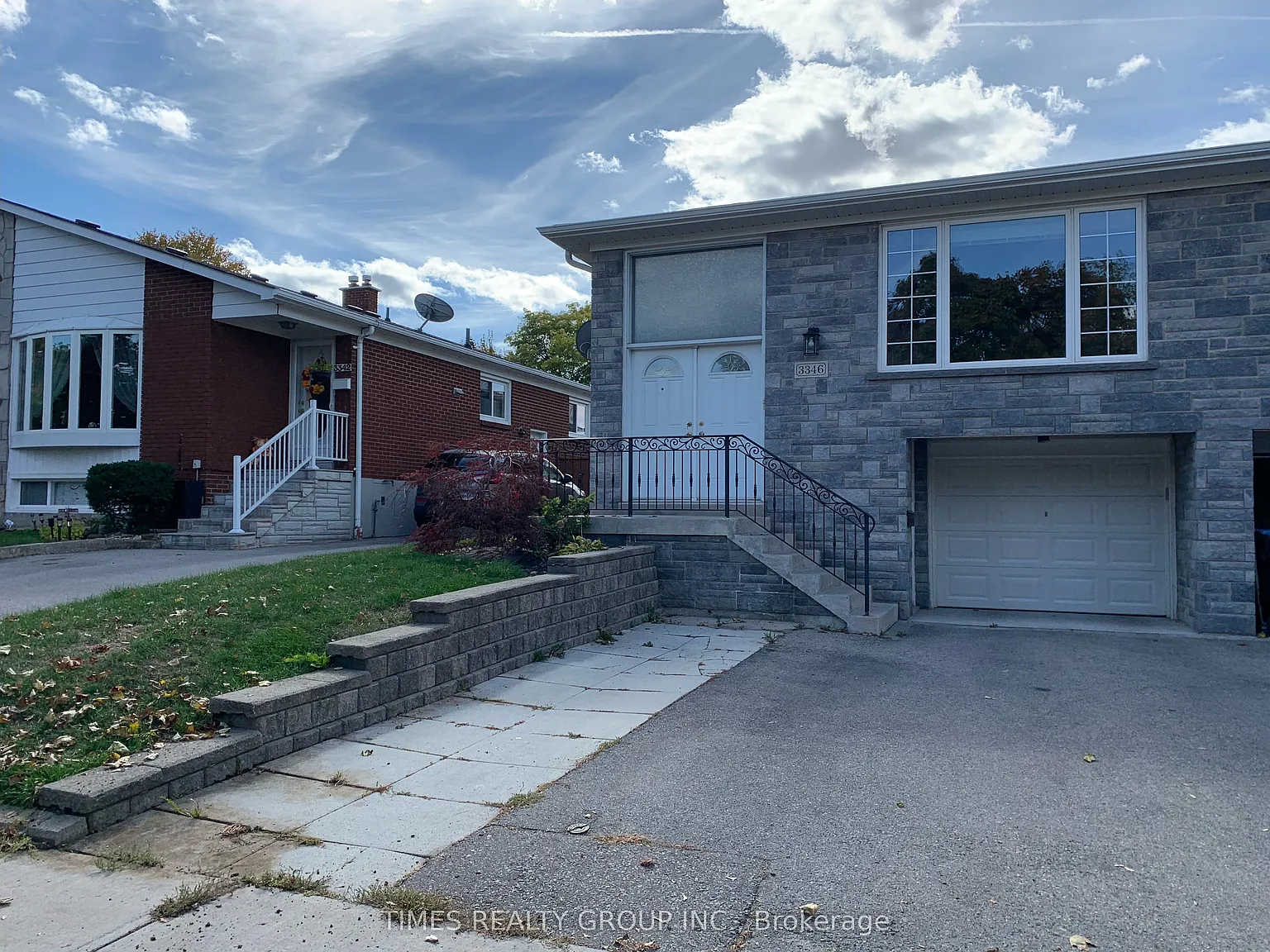 4 bed, $2,800 — Photo 1