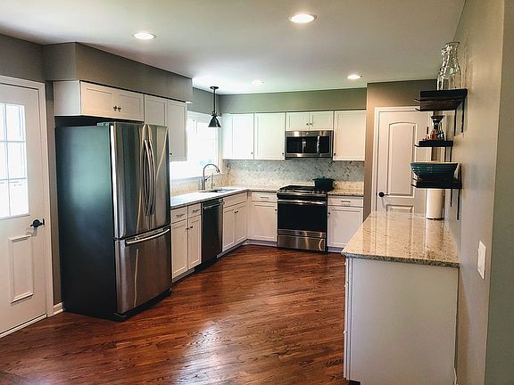 Spacious Kitchen