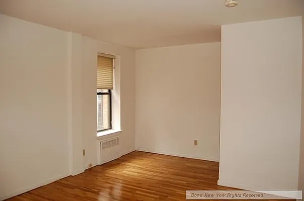 Rented by Bond New York | media 2