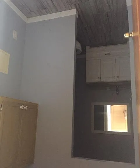 7558 Hazelcrest Dr — Photo 10