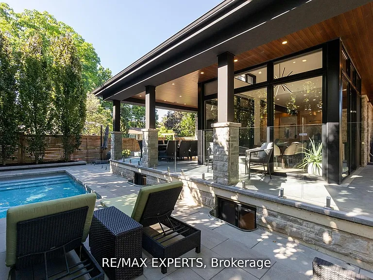 7 Woodvalley Dr — Photo 41