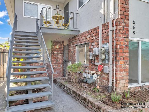3rd image of 669 33rd St #1