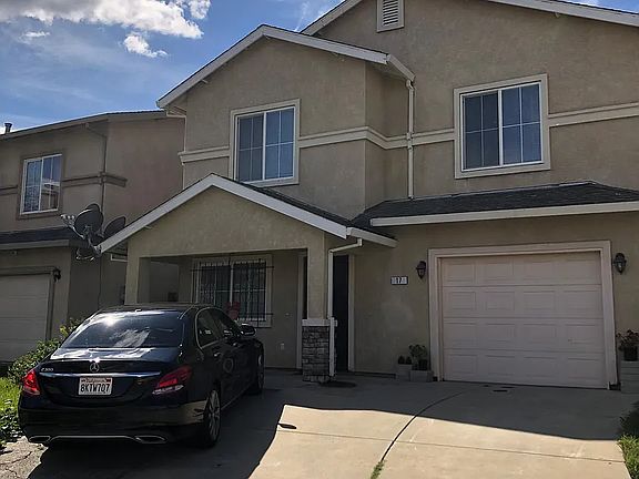 2nd image of 17 Caina Ct