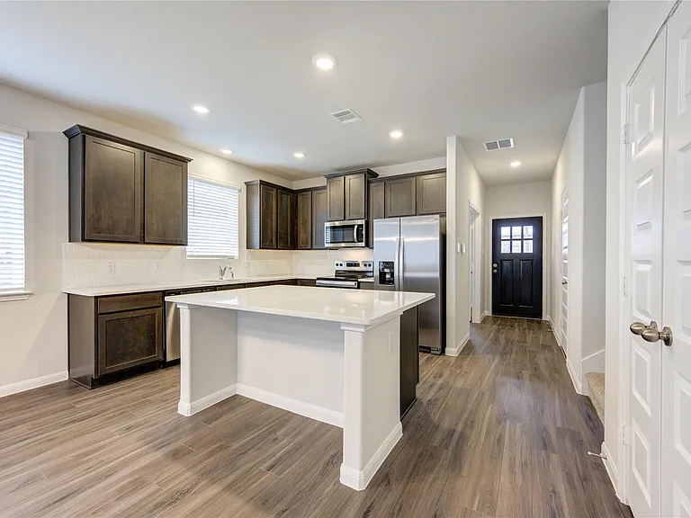 3706 Windswept Dr — Photo 10