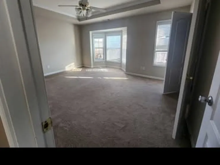 4677 Crawford Oaks Dr — Photo 2