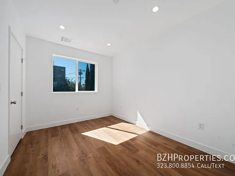 6336 Beck Ave #2 — Photo 17