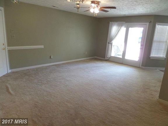 5th image of 108 Gwen Dr #1J