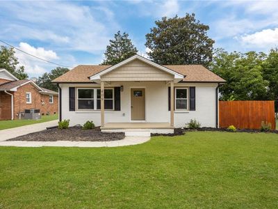 409 Fulton St, Burlington, NC, 27217