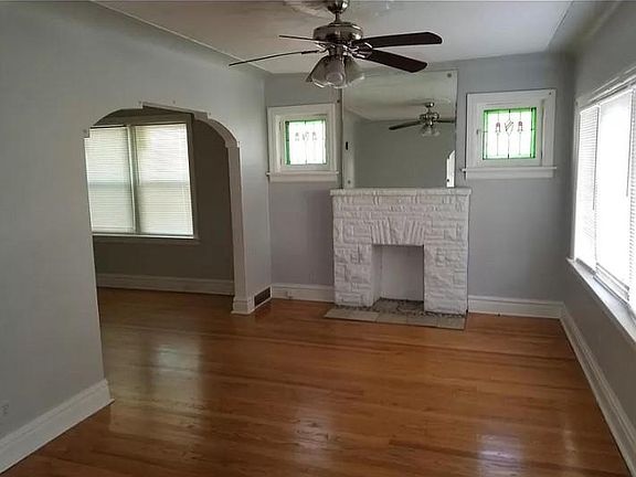 2nd image of 3831 Melba Pl