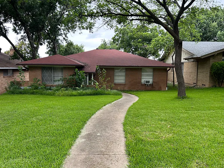 2727 Alco Ave — Photo 5