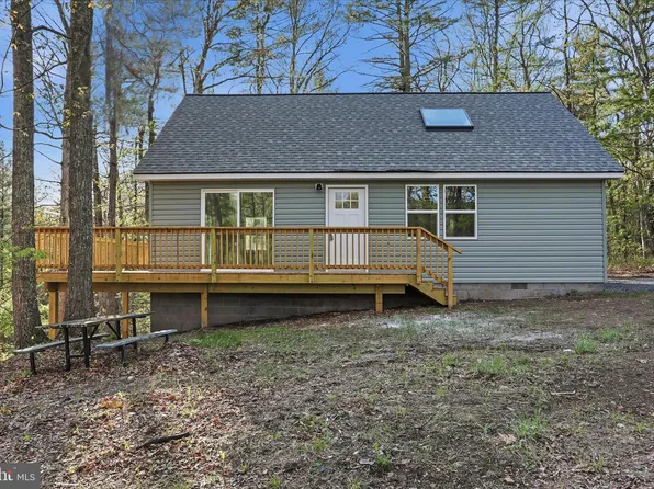 173 Dead End Ln, Berkeley Springs, WV 25411