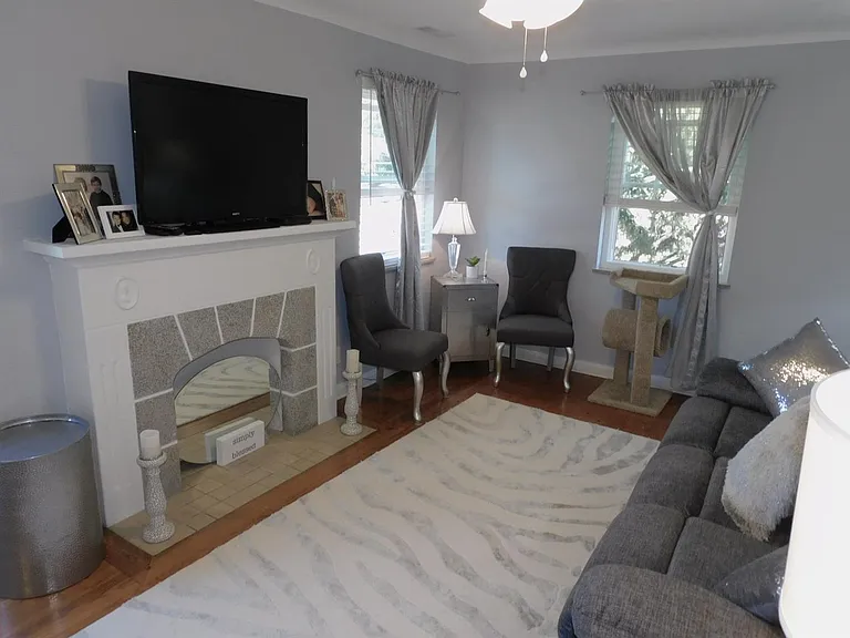851 Kreis Ln #1 — Photo 16