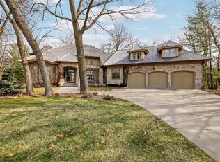 15330 Masons Point, Eden Prairie, MN 55347