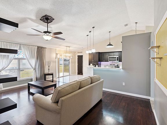 2nd image of 907 Salerno Ct #A