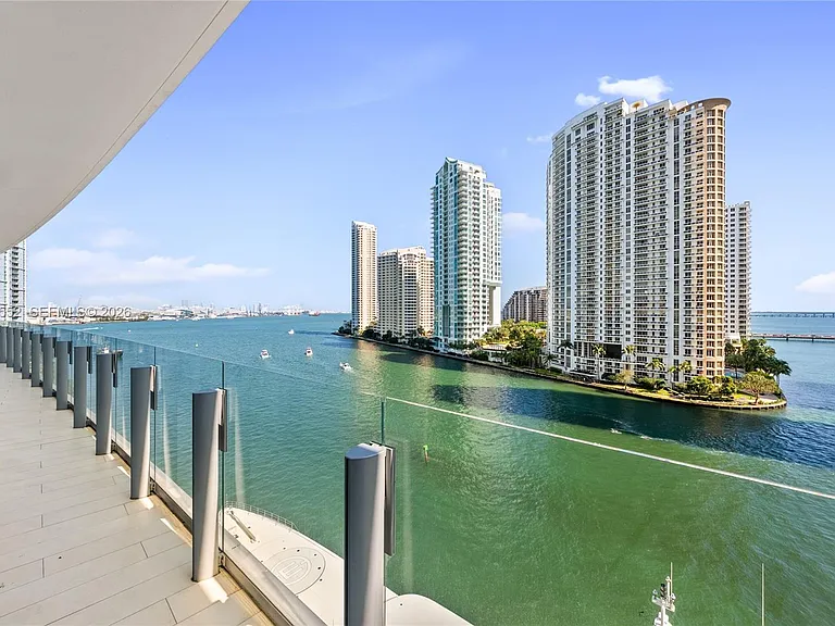 300 Biscayne Boulevard Way #901E — Photo 1
